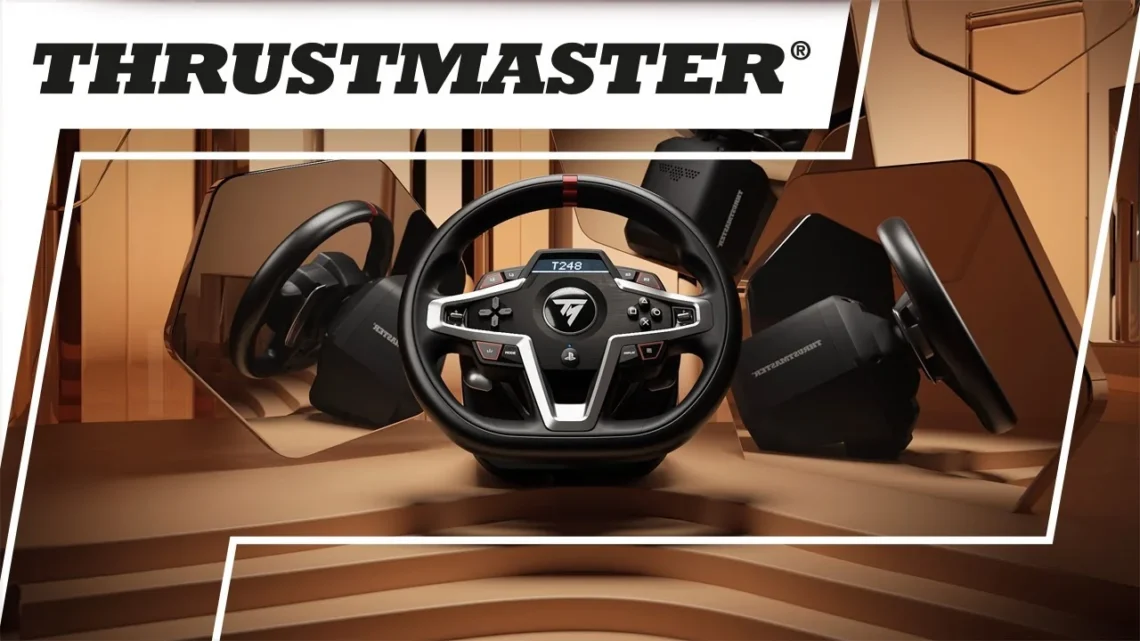 La linea di volanti e accessori gaming Thrustmaster distribuiti in Europa da PLAION