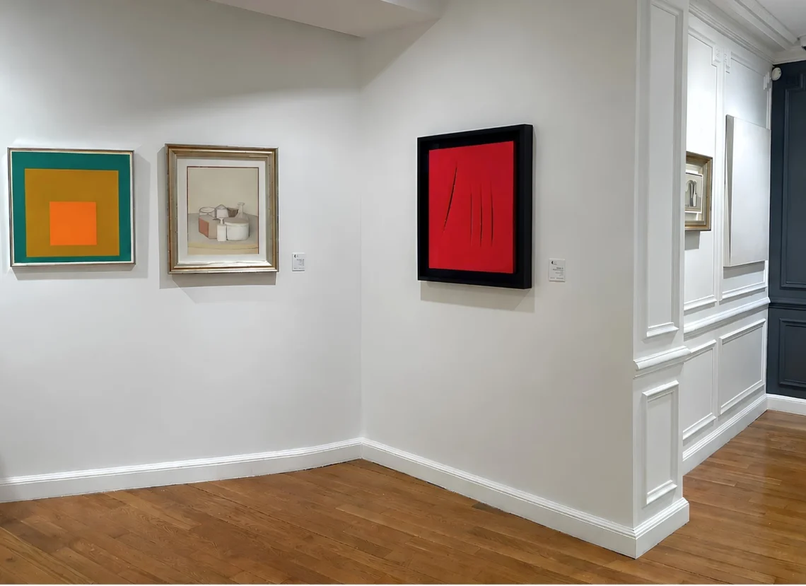 Opere di Josef Albers, Giorgio Morandi e tagli di Lucio Fontana alla Galleria Maggiore