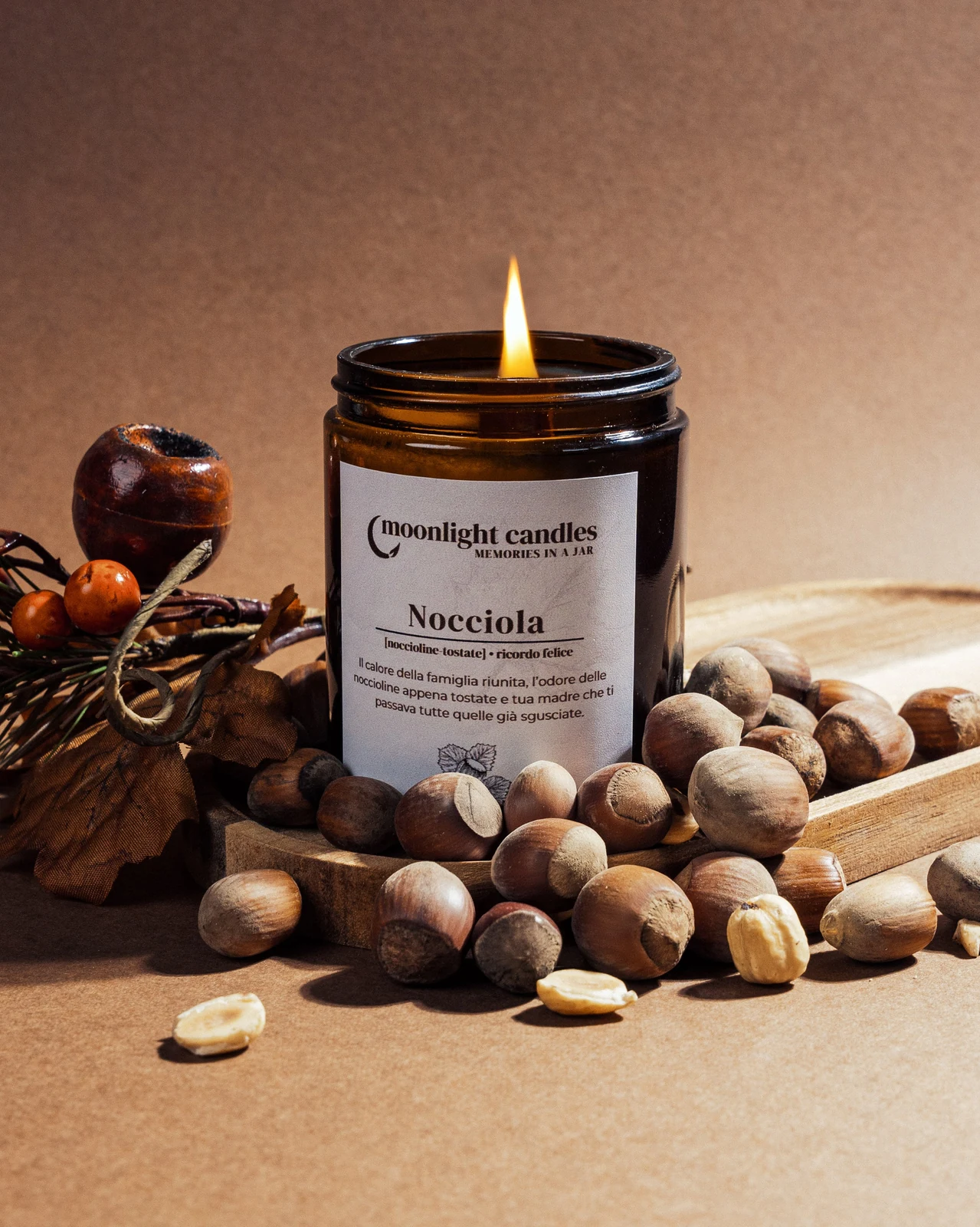 Burn test della candela Moonlight Candles con fiamma viva e melt pool